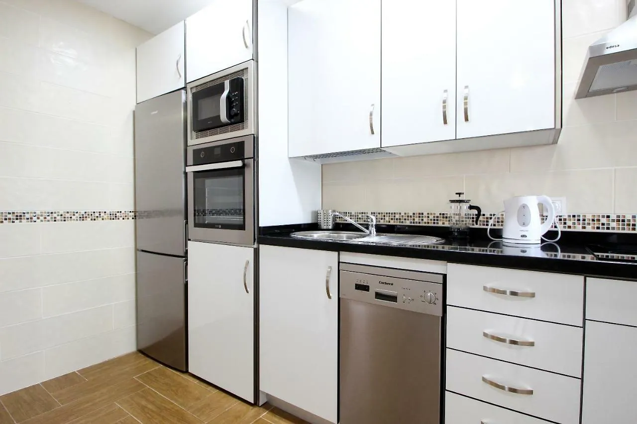 Daire Palacios 6, Nuevo, Playa, Barrio Tranquilo, Todos Los Servicios, Pa Málaga İspanya