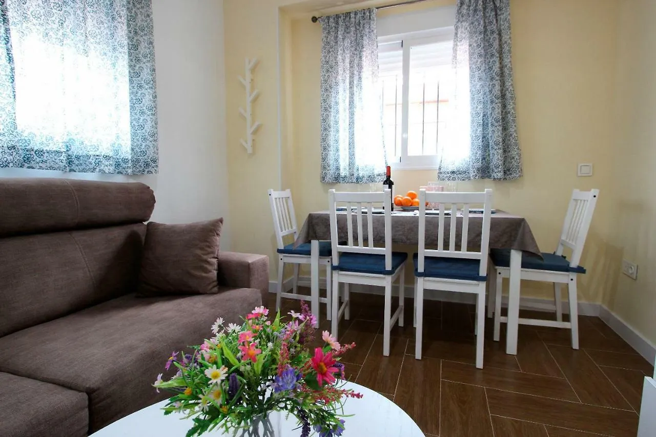 Palacios 6, Nuevo, Playa, Barrio Tranquilo, Todos Los Servicios, Pa Málaga